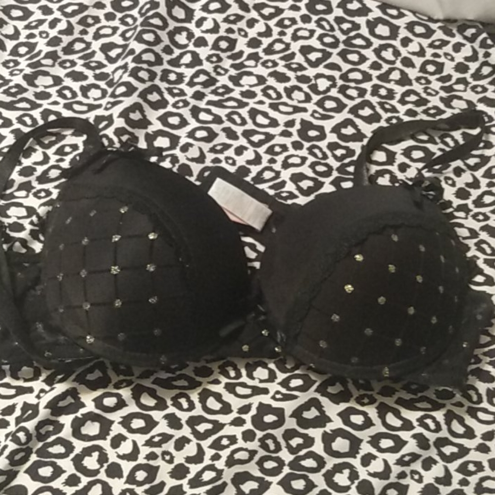 Jezebel bra